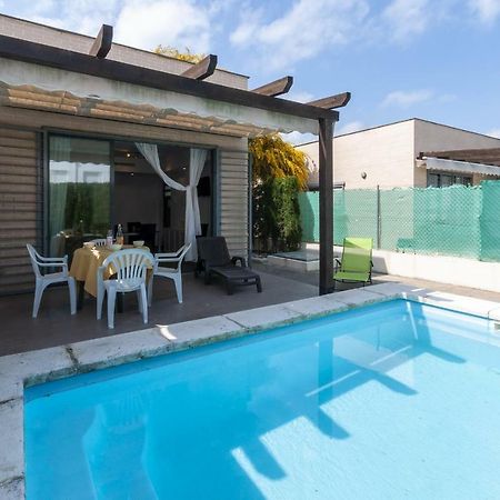 Villa Premium 17 à Les Deveses Extérieur photo