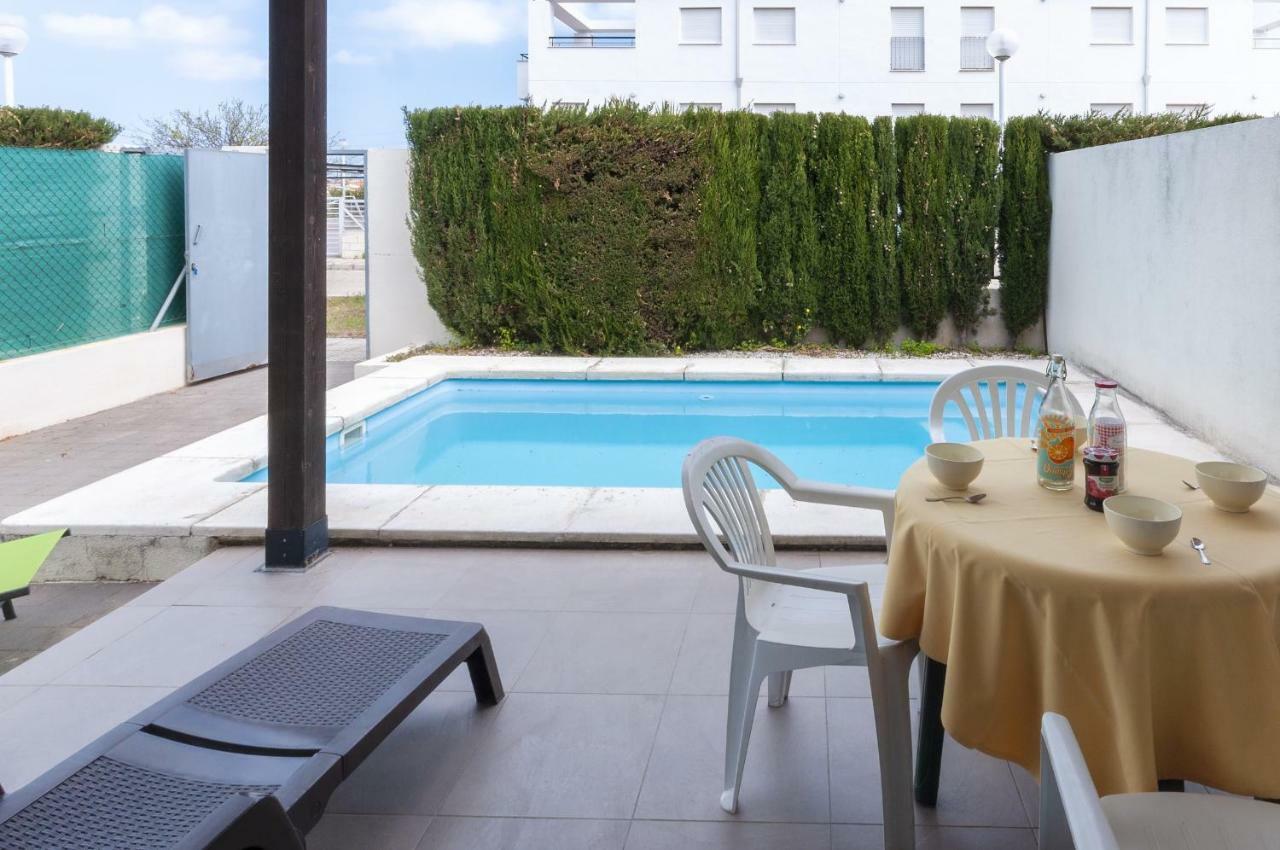 Villa Premium 17 à Les Deveses Extérieur photo